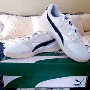 Women's Puma Sneaker